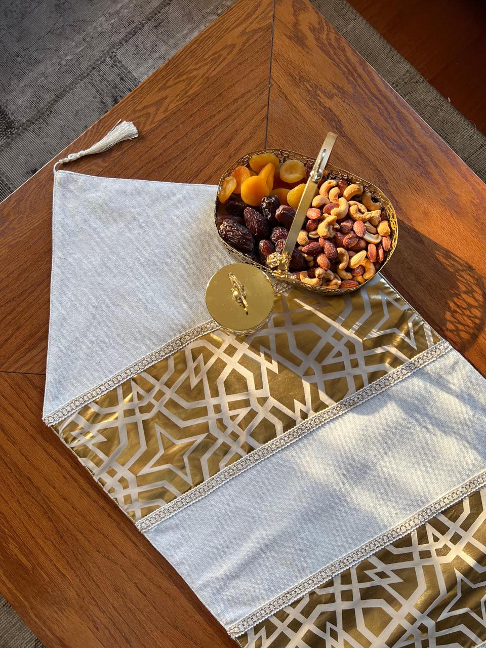 Arabisque Wavy Runner